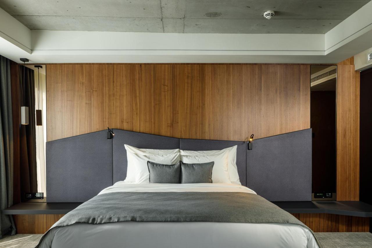 Qosmo Brasov Hotel Luaran gambar