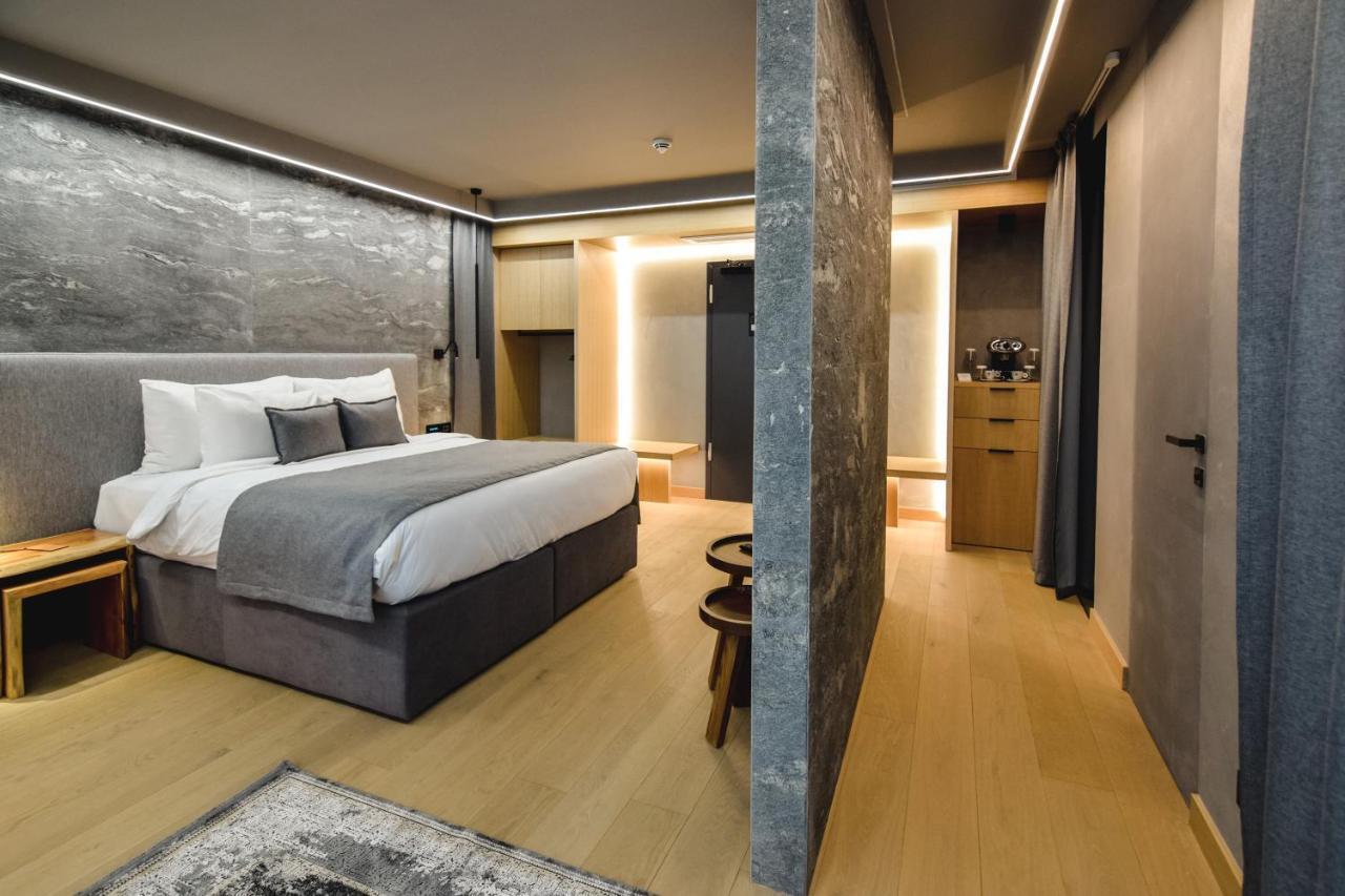 Qosmo Brasov Hotel Luaran gambar