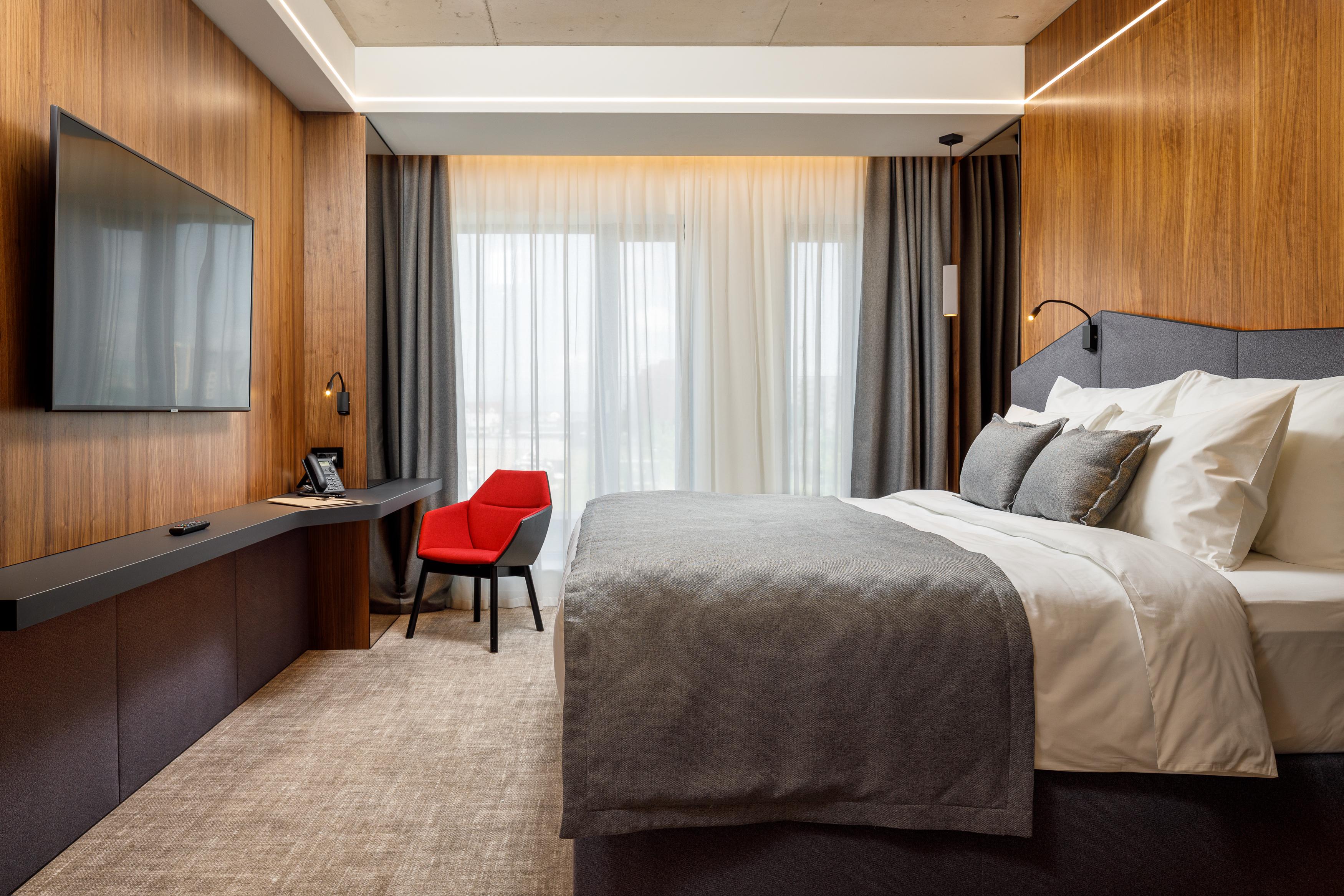 Qosmo Brasov Hotel Luaran gambar