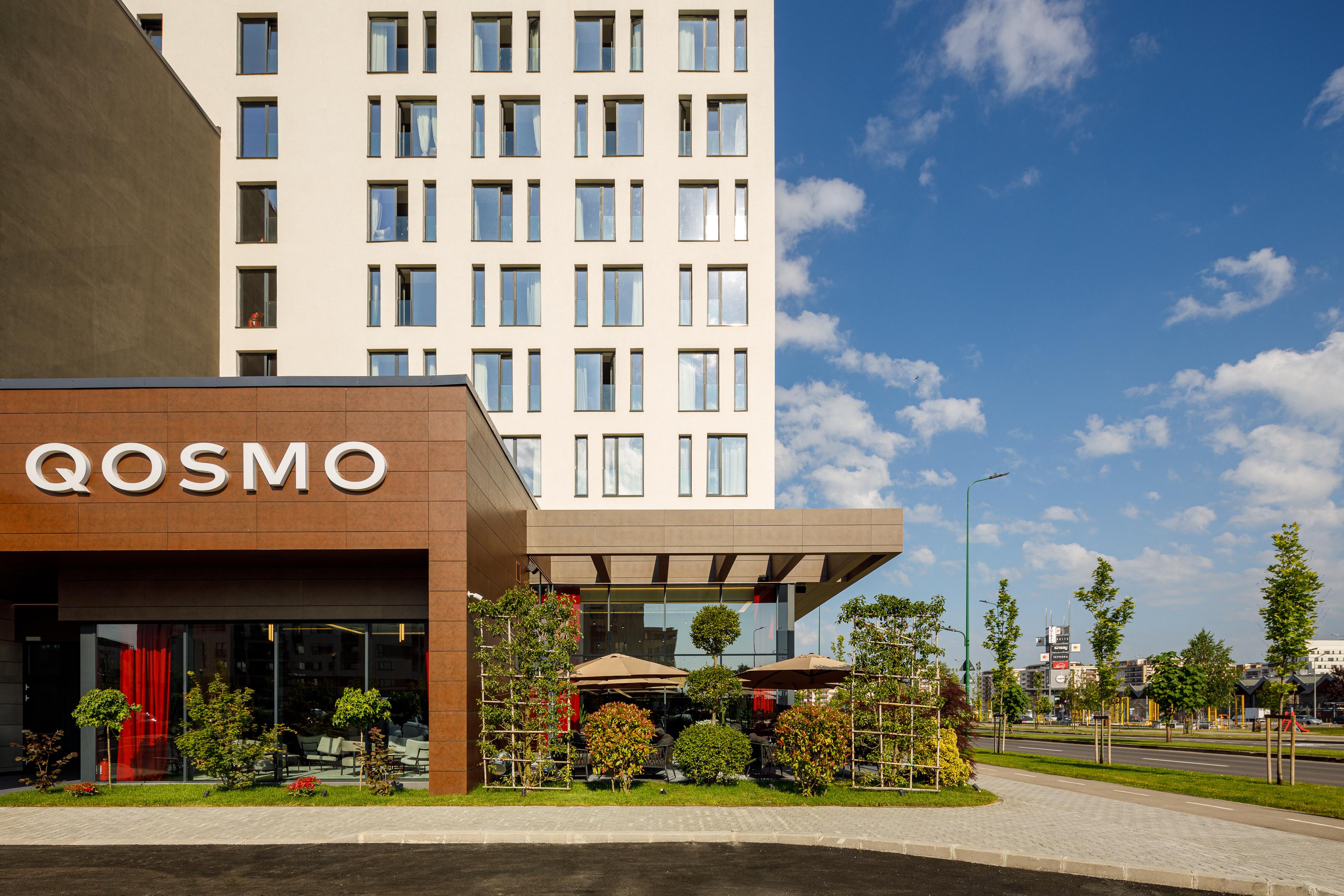 Qosmo Brasov Hotel Luaran gambar